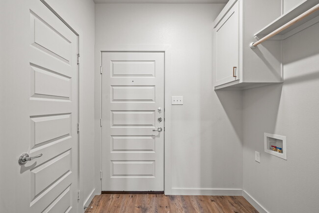 Photo - Brand New in Frenship East! Unidad A