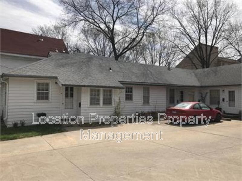 Photo - 121 W 14th St