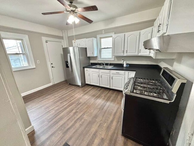 Photo - 6407 Dibble Ave