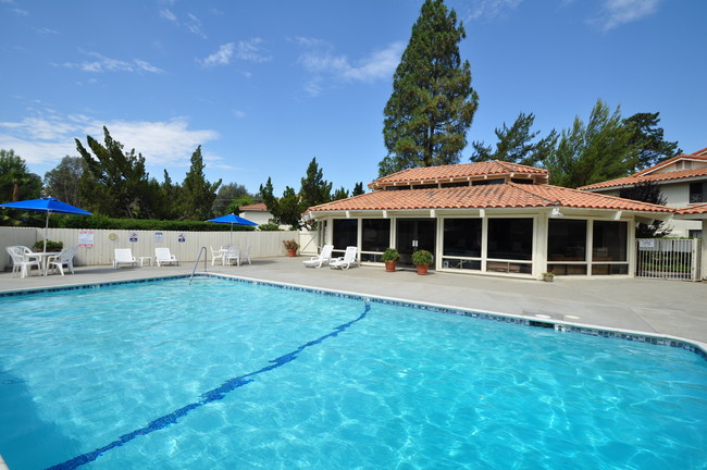 Mira Loma Apartments - Mira Loma Apartments