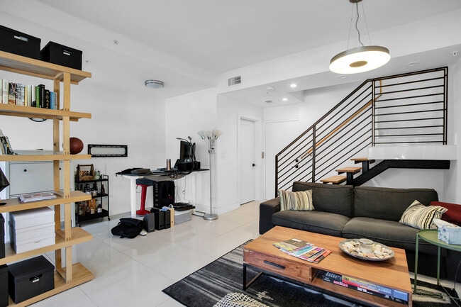 Photo - 87 N Shore Dr