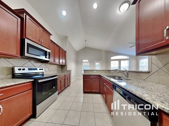 Photo - 347 Foster Ln