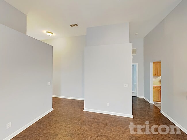 Photo - 9635 Poole Rd