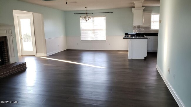 Photo - 1905 Rhett Pl