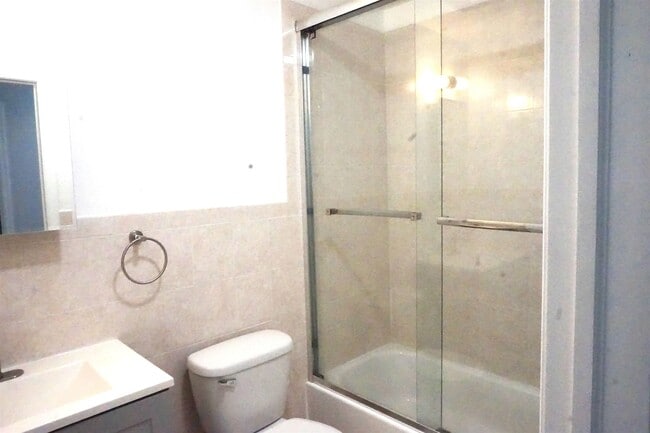 Photo - 342 Forrest St