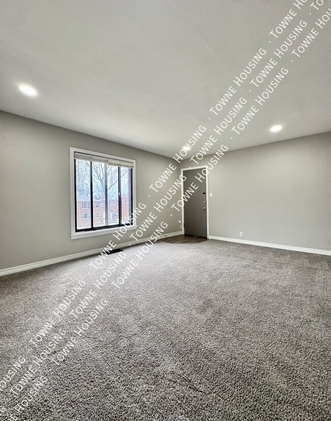 Photo - 16 Knowlton Ave