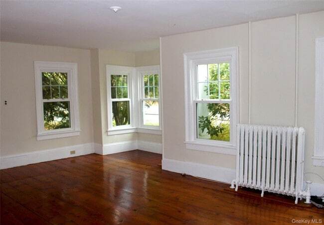 Photo - 244 Lippincott Rd