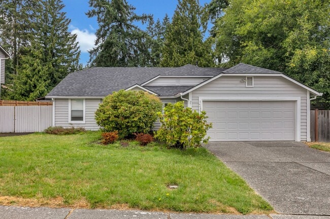 Building Photo - 3 Bedroom East Hill Home - $3,100/month