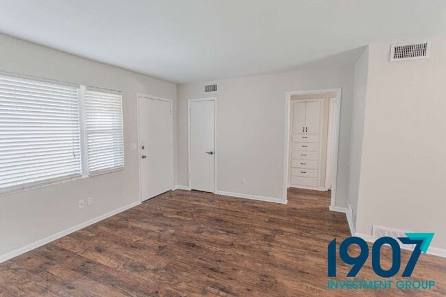 Photo - 1832 Brighton Ave