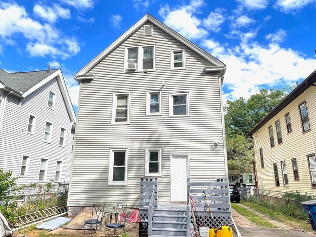 Photo - 394 Shelton Ave