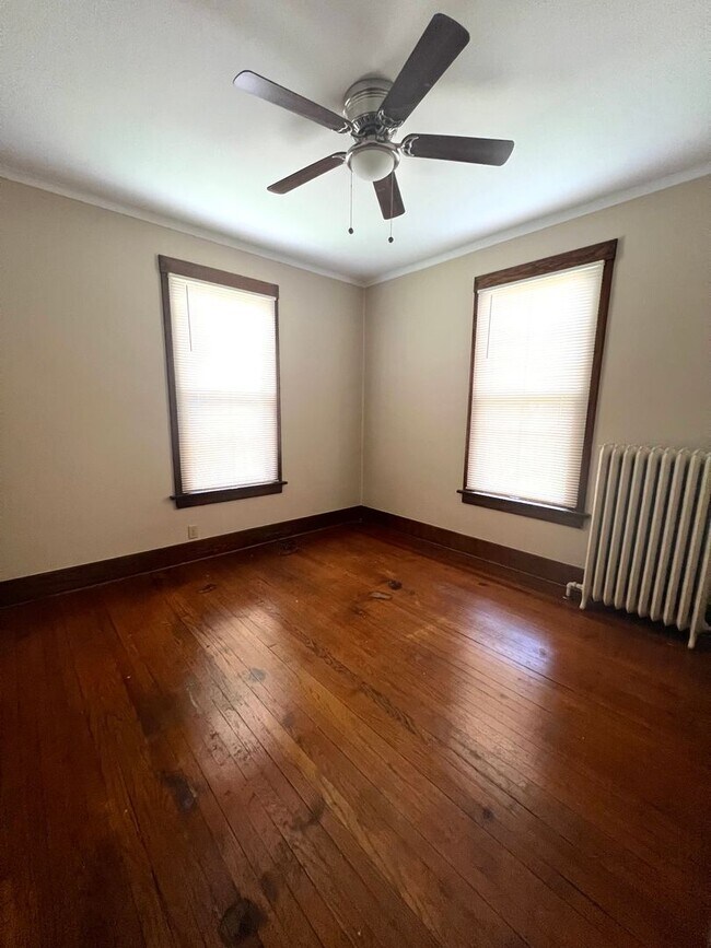 Photo - 2224 Iowa St Unidad 2224 Iowa Street Lower