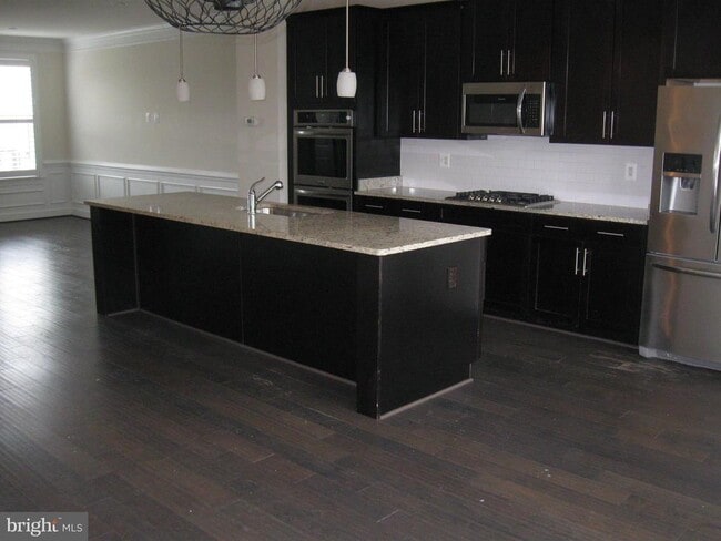 Photo - 6158 Carey Park Ln