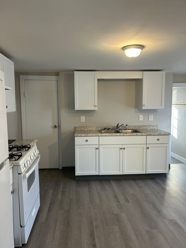 Photo - 401 Hannibal St Unit 1