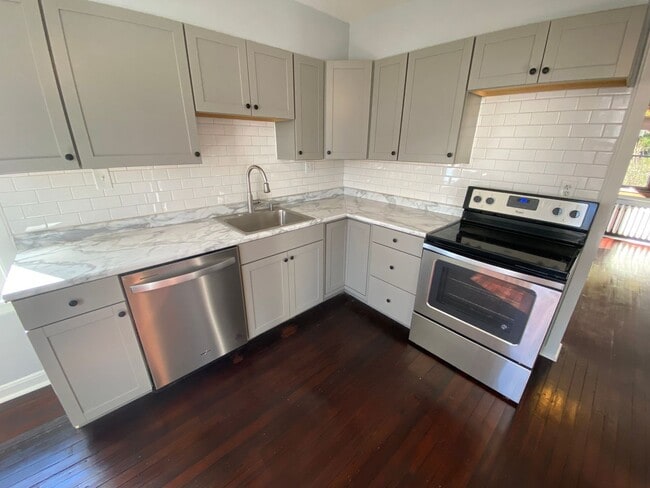 Photo - Large, Three-Bedroom Home in Devou Park