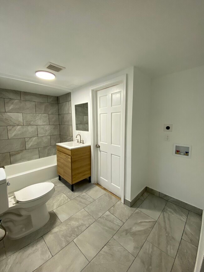 Photo - 4030 Taylor Blvd Unit 2