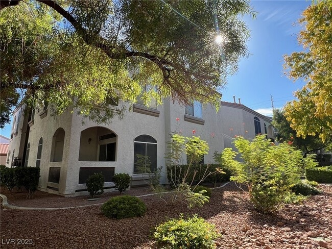 Photo - 700 Carnegie St Unidad 2112 Rental