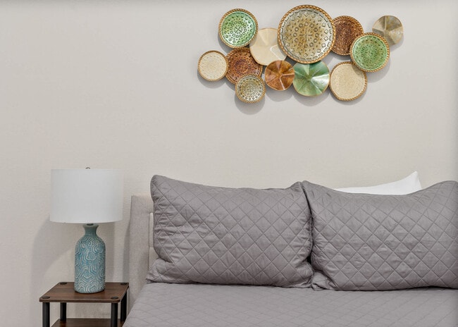 Photo - 7320 Oakmoss Loop Unit ID1039219P