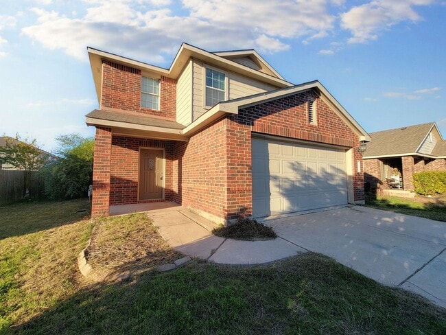 Photo - Beautiful 3BR/2BA Home | Washer & Dryer Included | Walk-In Closet & Big Backya