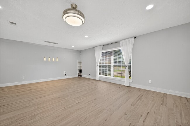 Photo - 8203 Huntermoor Cir