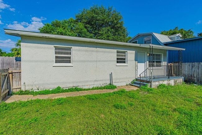 Building Photo - 521 Bob Sikes Blvd