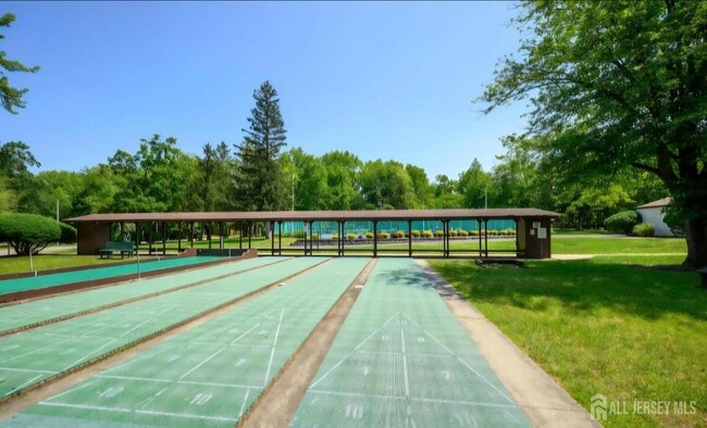 Photo - 11 Pine Cluster Cir