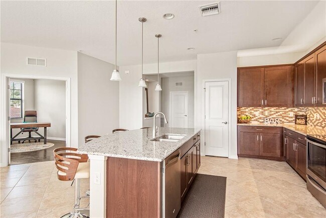 Photo - 23508 Awabuki Dr Unidad 202