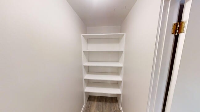 Photo - 10802-10899 99 St Unit 1