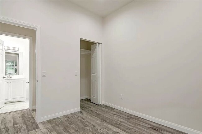 20550 Leadwell St Unit N/A