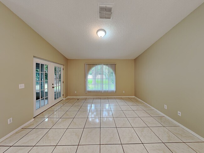 Photo - 12826 Lower River Blvd