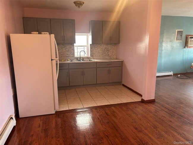 Photo - 2462 Pitkin Ave