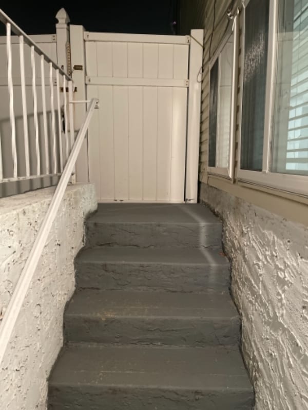 Photo - 910 Rockland Ave