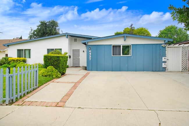 Photo - 6437 Graves Ave