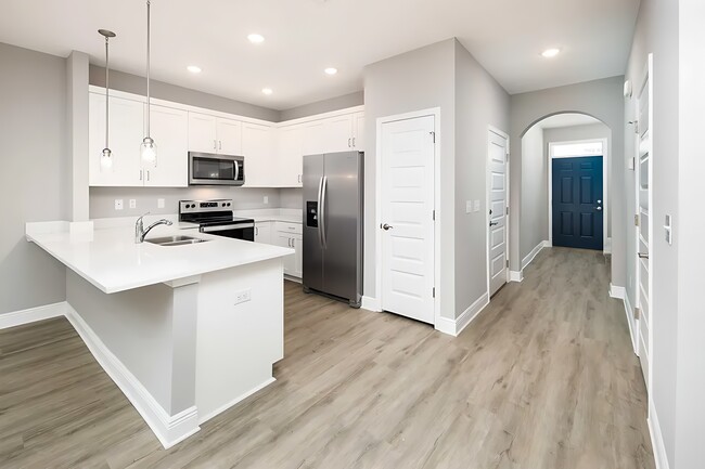 Building Photo - 319 Carmel Dr Unit 17