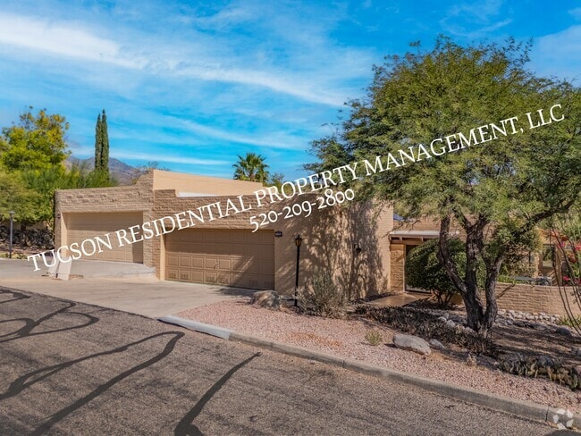 Building Photo - 5084 N Camino Del Lazo Rental