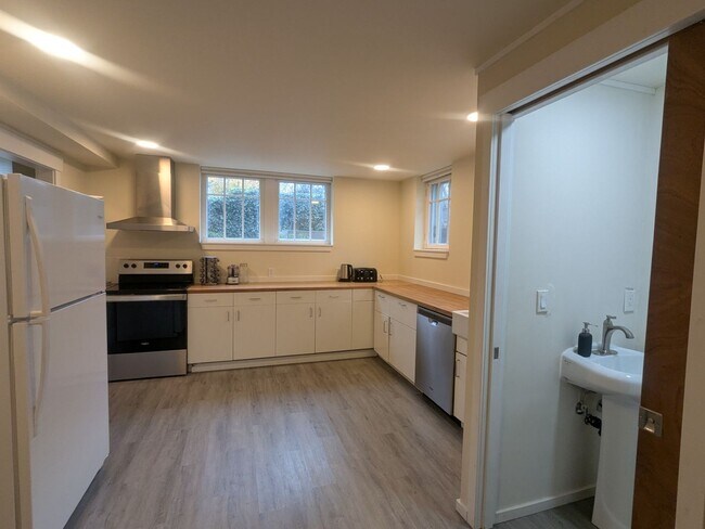 Photo - Montlake Duplex