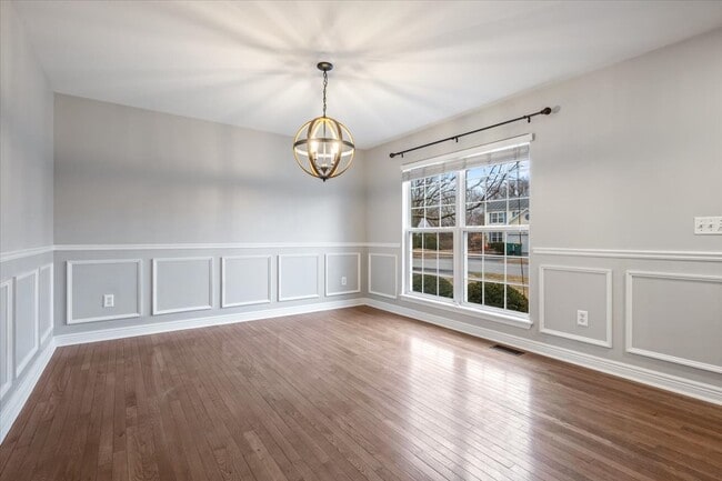 Photo - 1720 William Dr