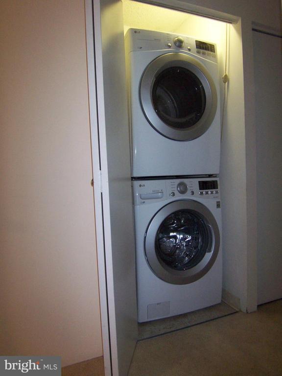 Photo - 5300 Holmes Run Pkwy Unidad 1218