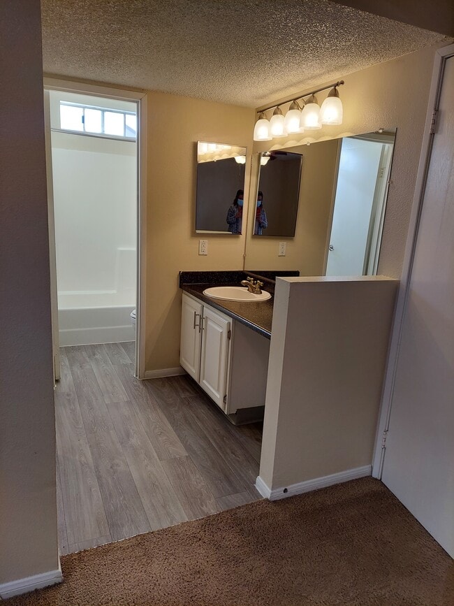 Photo - El Parque Villas