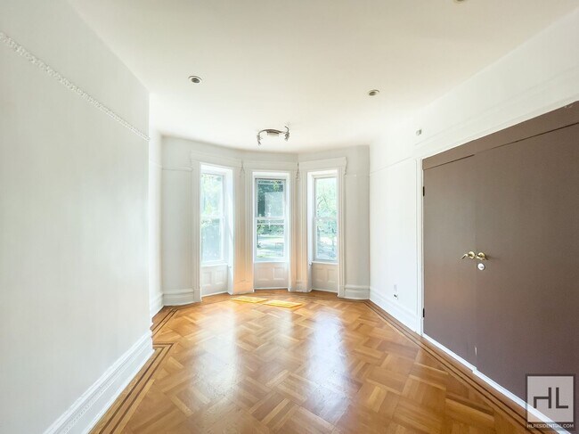 Photo - Crown Heights, Brooklyn – Spacious 4-Bedro... Unidad 1