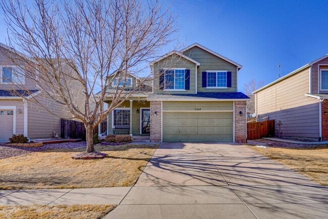 Building Photo - Evolve Real Estate: Available 06/03/2026 Beautiful 3 Bedroom + Loft + Finished Basement in the Po...