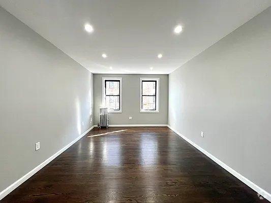 Building Photo - 1 bedroom in BRONX NY 10462 Unit C12 Rental