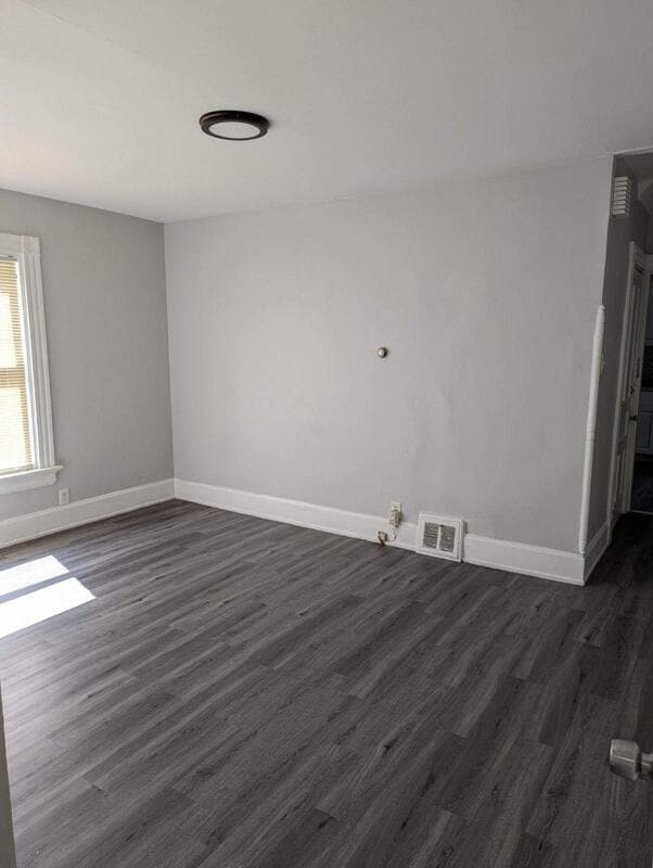 Photo - 5145 Hunter Ave