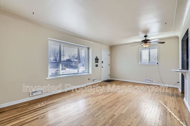 Photo - 3267 Ivanhoe St