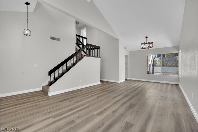 Photo - 2520 Machado Dr