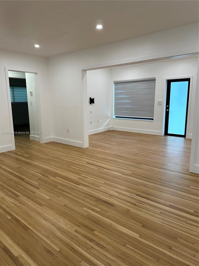 Photo - 579 Hunting Lodge Dr