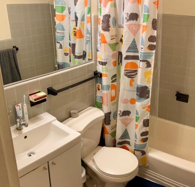 Photo - 2101 Chestnut St Unit 807