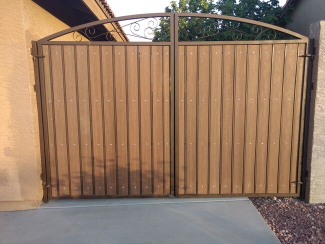 Photo - 15619 E Palisades Blvd