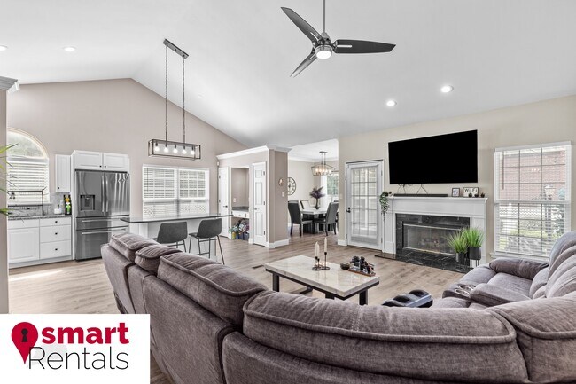 Photo - 944 Wellesley Pl Dr