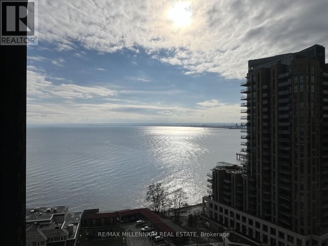 Photo - 370 Martha St Unit 1608