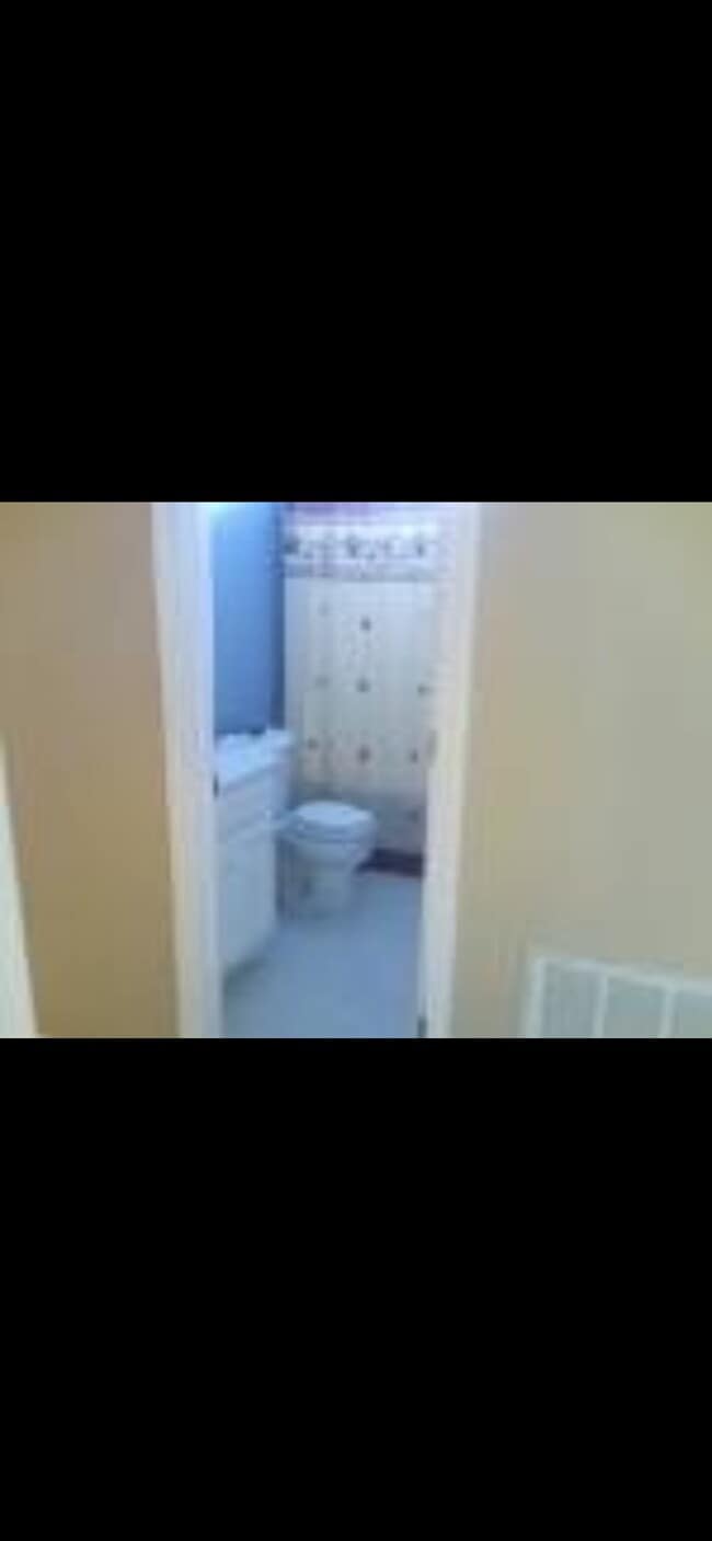 Photo - 213 Chapwith Rd